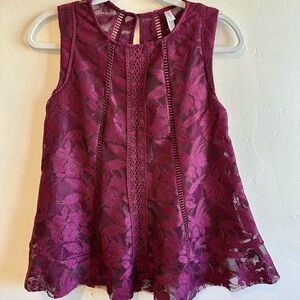 Elegant Lace Sleeveless Top - Maroon